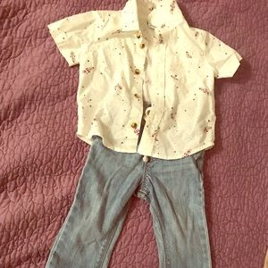 Jean and button-up Old Navy outfit